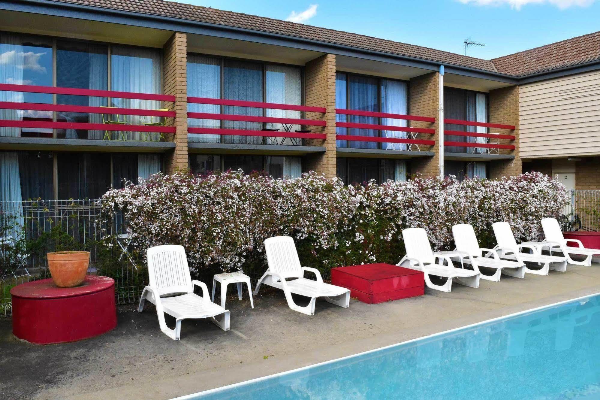 The Black Bull Motel Traralgon Exterior foto